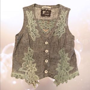 MurMur Linen Vest with Lace Accents